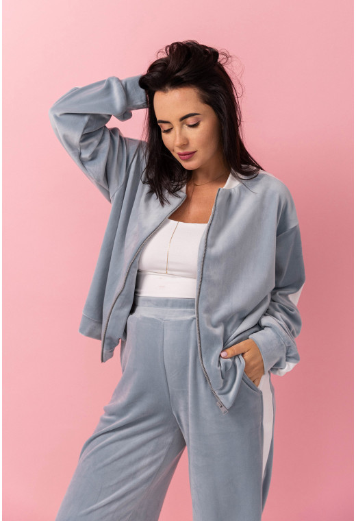 Ментоловый велюровый костюм с лампасами — 920944. Maritel. Изображенние 2 Ментоловый велюровый костюм с лампасами — 920944. Maritel. Изображенние 2