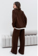 Шоколадный вязаный костюм с воротником — 201892. Maritel. Изображенние 2 Шоколадный вязаный костюм с воротником — 201892. Maritel. Изображенние 2