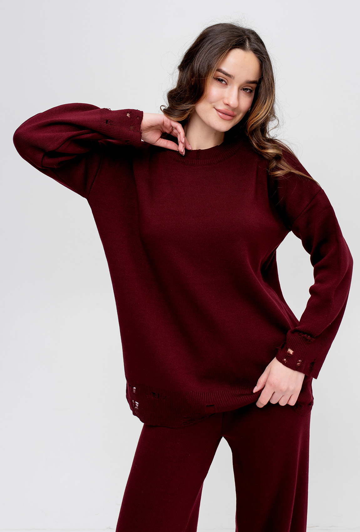  Бордовий в'язаний костюм з надрізами —  207330. Maritel. Зображення 5