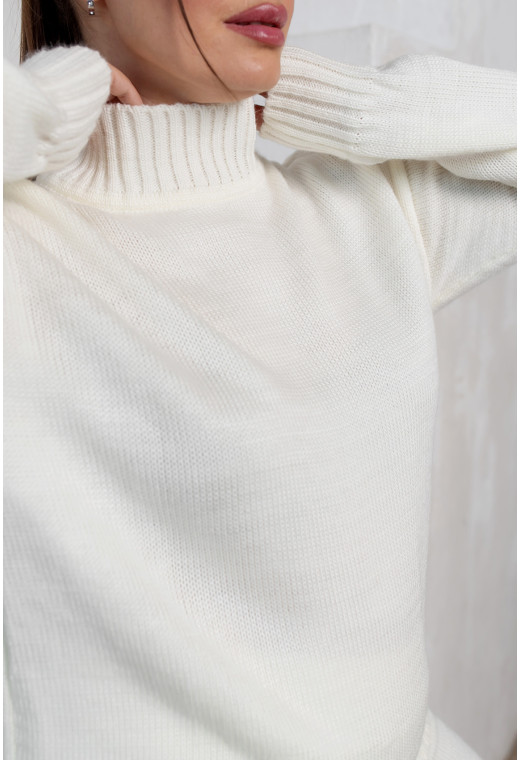 Молочний в'язаний костюм з розрізами — 142868. Maritel. Зображення 3 Молочний в'язаний костюм з розрізами — 142868. Maritel. Зображення 3