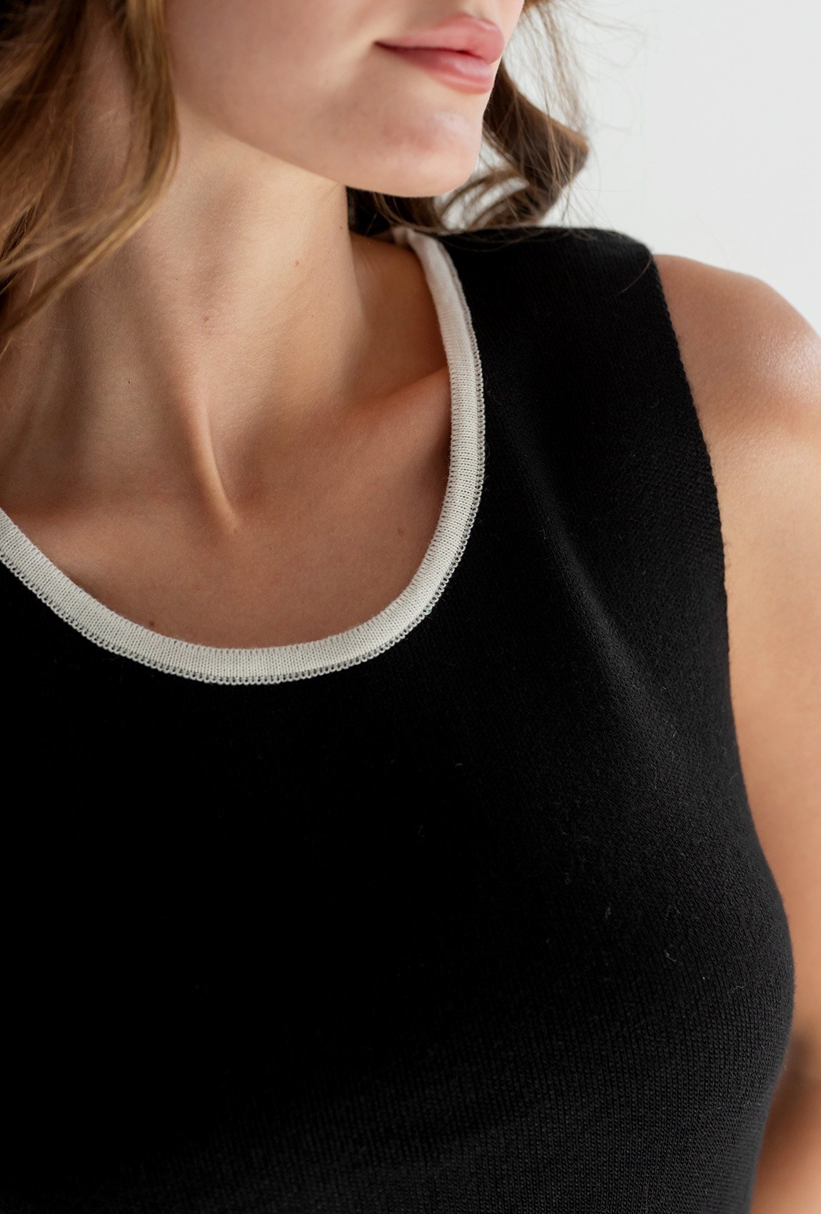 Чорний в'язаний костюм з сукнею —  223580. Maritel. Зображення 3