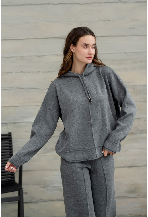 Графитовый костюм отсрочка с капюшоном — 950745. Maritel. Изображенние 2 Графитовый костюм отсрочка с капюшоном — 950745. Maritel. Изображенние 2