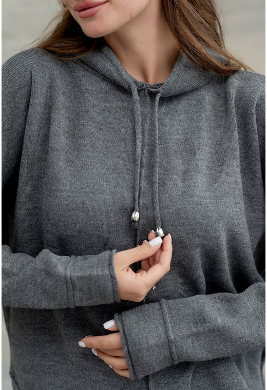 Графитовый костюм отсрочка с капюшоном — 950745. Maritel. Изображенние 3 Графитовый костюм отсрочка с капюшоном — 950745. Maritel. Изображенние 3