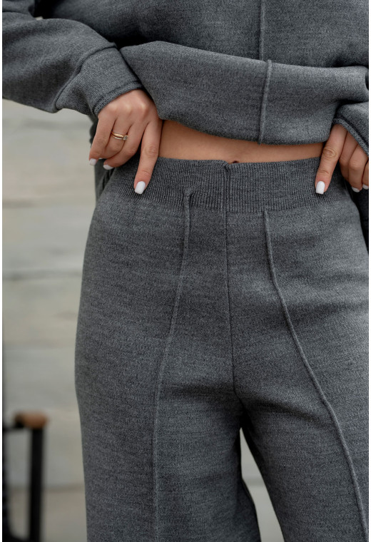 Графитовый костюм отсрочка с капюшоном — 950745. Maritel. Изображенние 4 Графитовый костюм отсрочка с капюшоном — 950745. Maritel. Изображенние 4