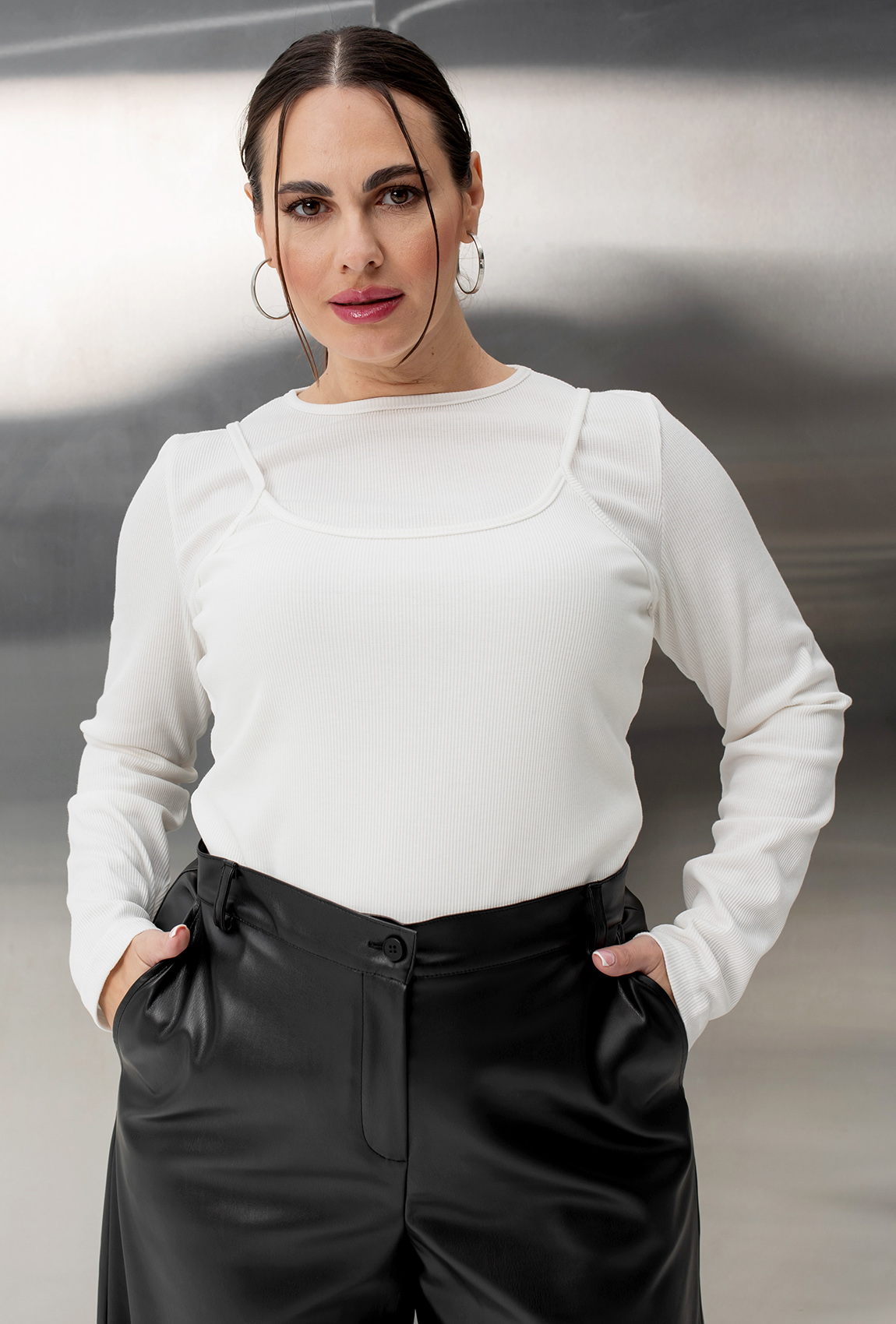 Молочний лонгслів-майка в рубчик —  448842. Maritel Молочний лонгслів-майка в рубчик —  448842. Maritel