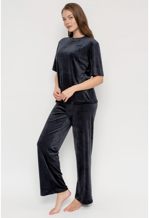 Синяя пижама бант с штанами — 572969. Maritel. Изображенние 1 Синяя пижама бант с штанами — 572969. Maritel. Изображенние 1