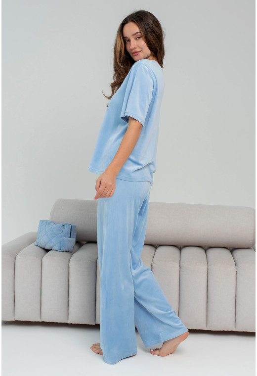 Голубая пижама бант со штанами — 320318. Maritel. Изображенние 1 Голубая пижама бант со штанами — 320318. Maritel. Изображенние 1