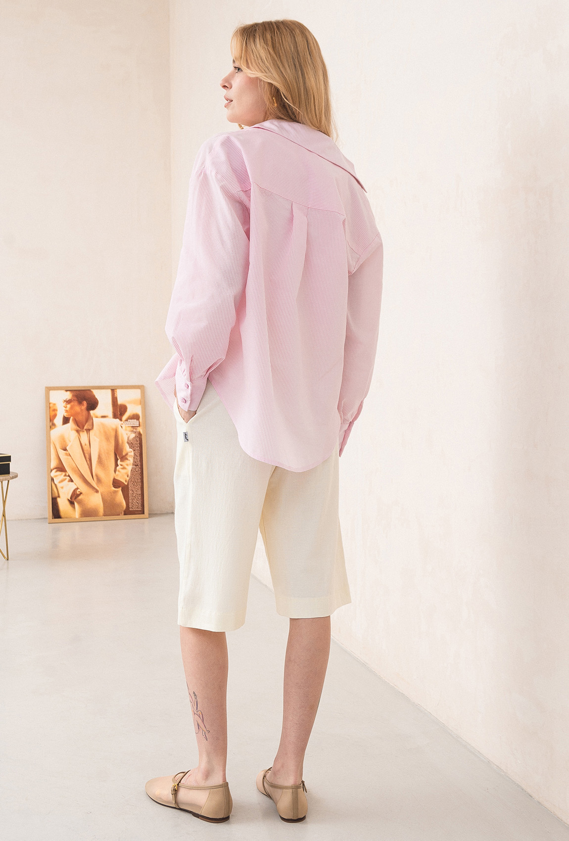 Молочные удлиненные льняные шорты —  425801. Maritel. Изображенние 1