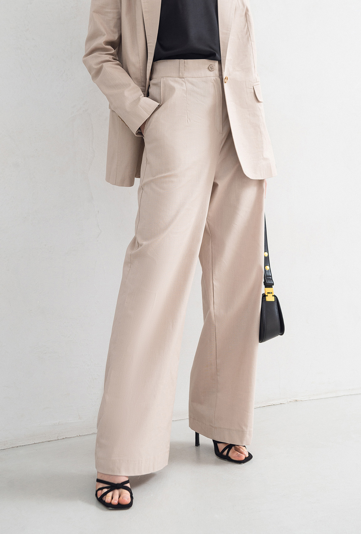 Бежевые льняные брюки палаццо —  248046. Maritel. Изображенние 2