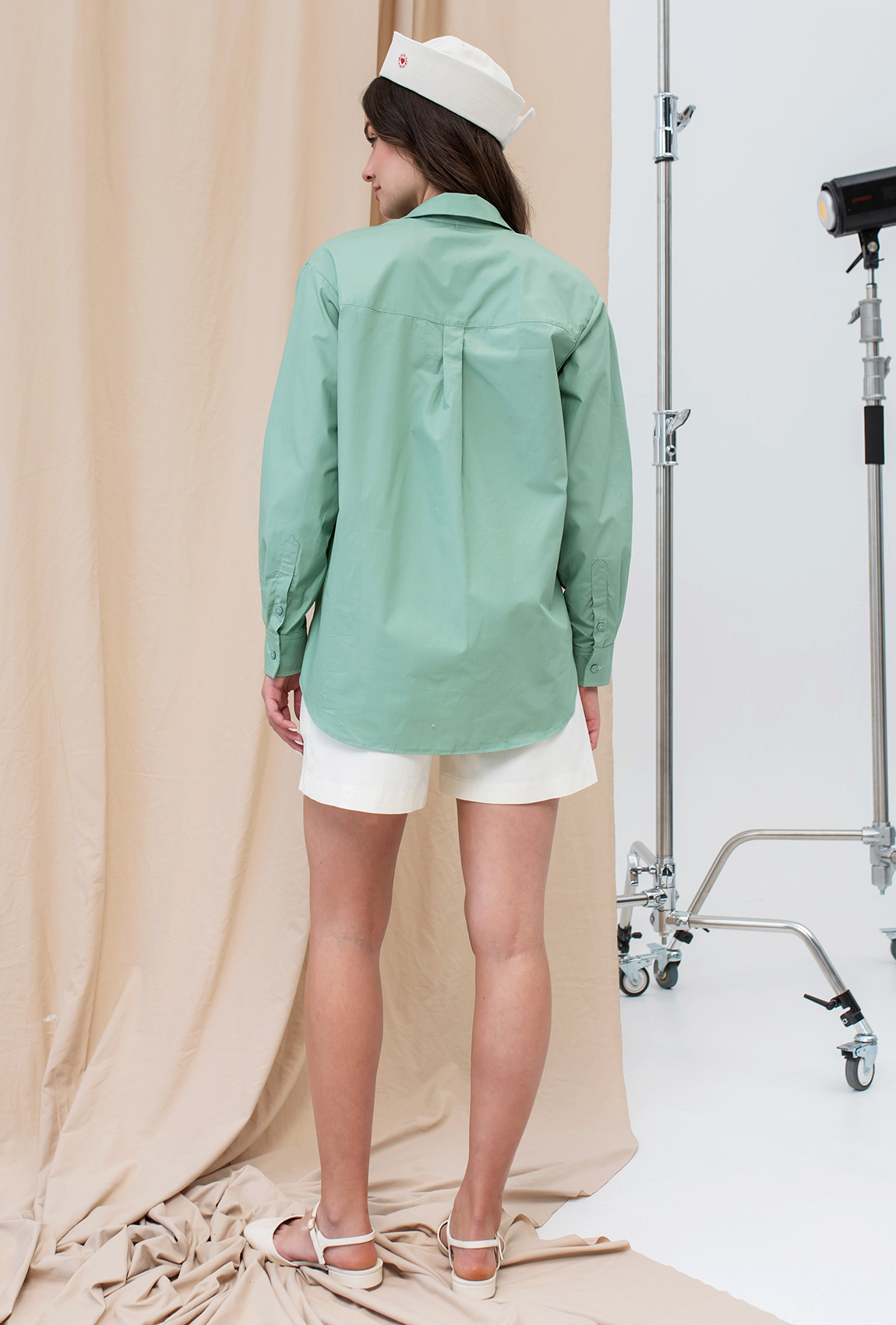 Оливковая рубашка котон с вышивкой —  796046. Maritel. Изображенние 1