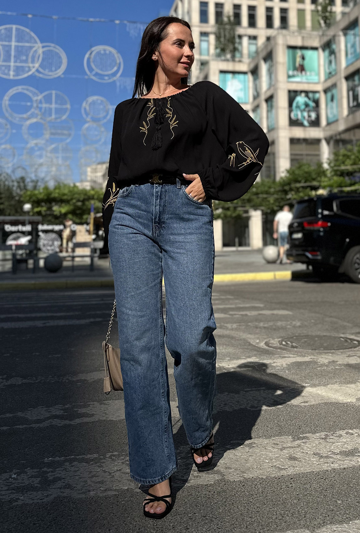 Чорна вишиванка Україна пташка  —  793901. Maritel. Зображення 1