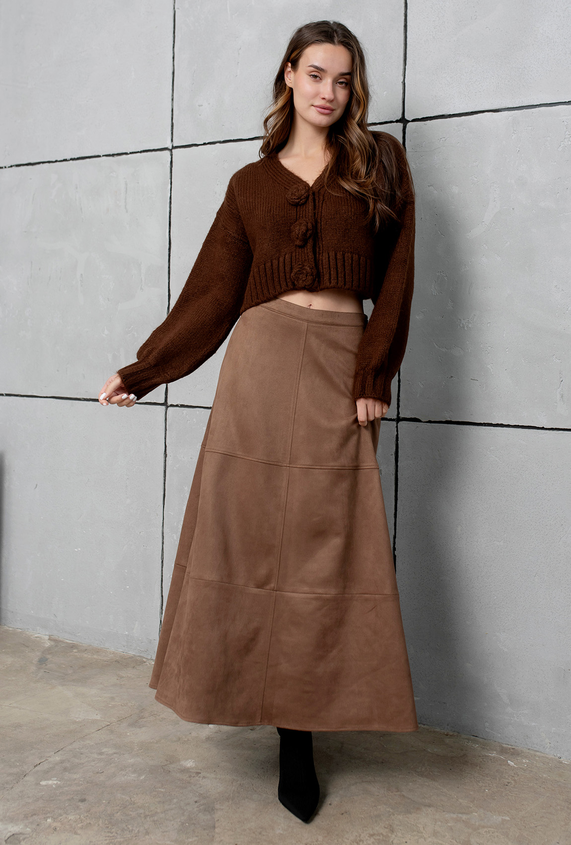 Шоколадна замшева спідниця —  609606. Maritel