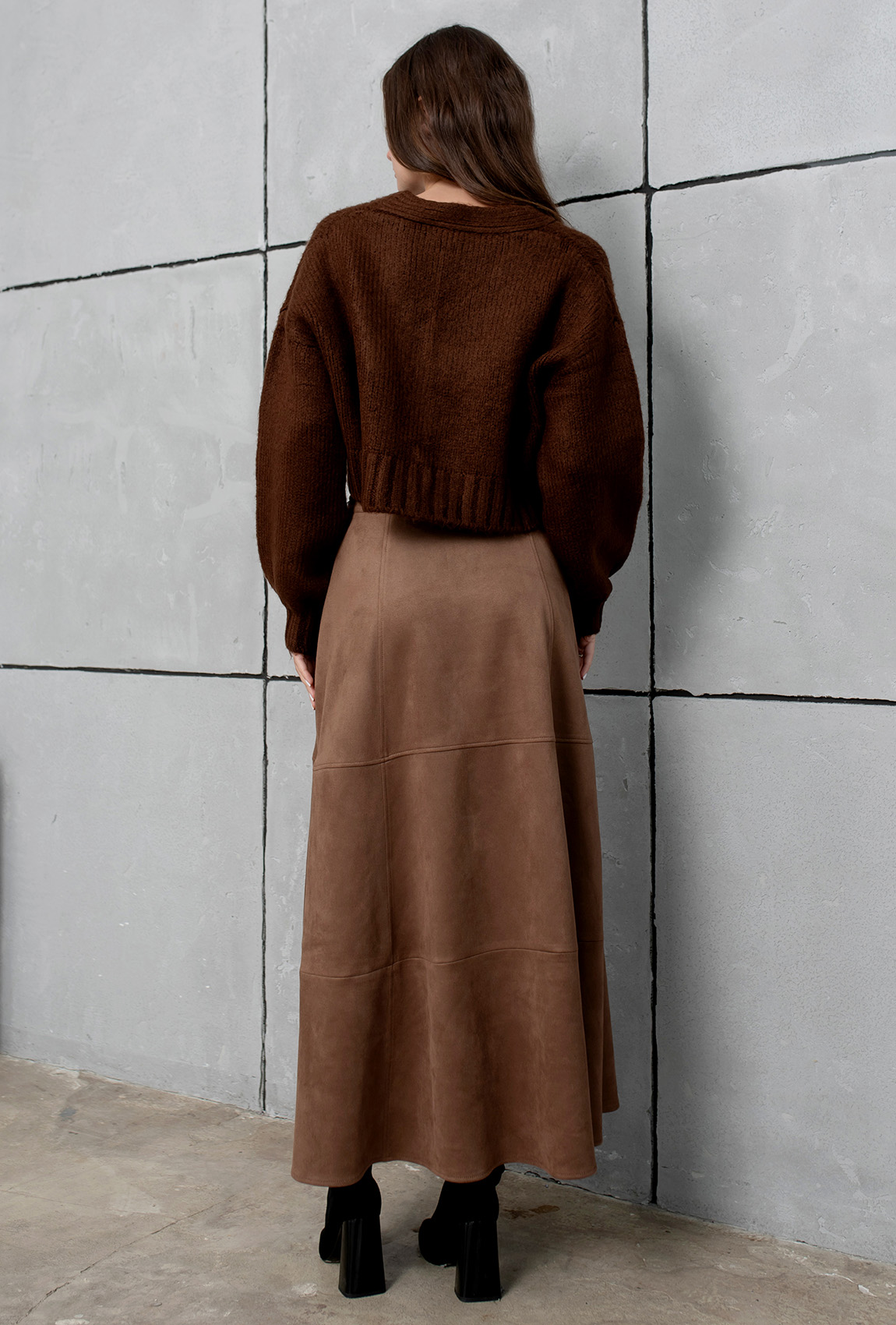 Шоколадна замшева спідниця —  609606. Maritel. Зображення 1