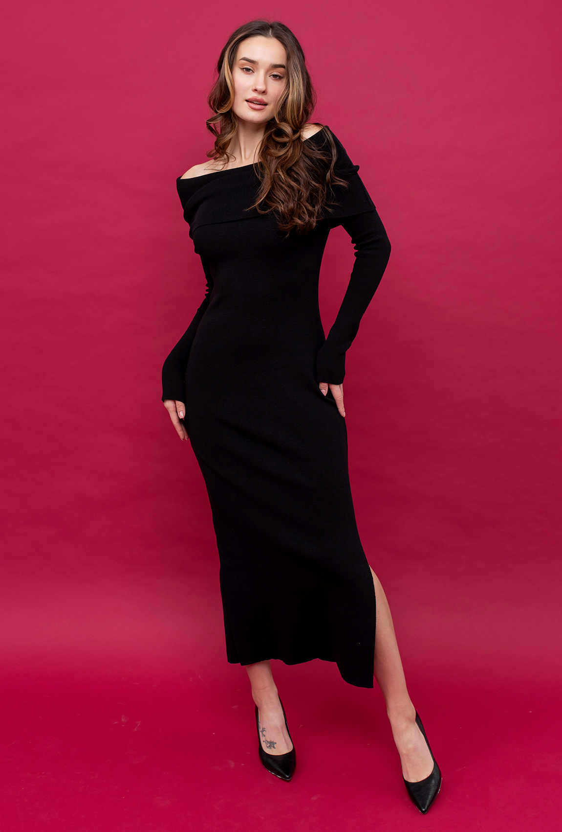 Чорна сукня з відкритими плечима —  148347. Maritel. Зображення 5