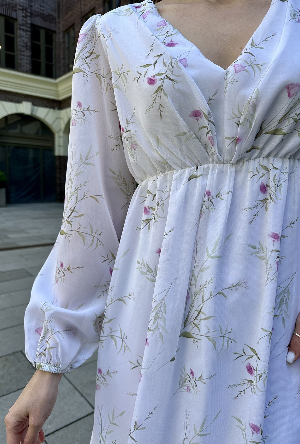 Молочное платье шифон с драпировкой —  675208. Maritel. Изображенние 3