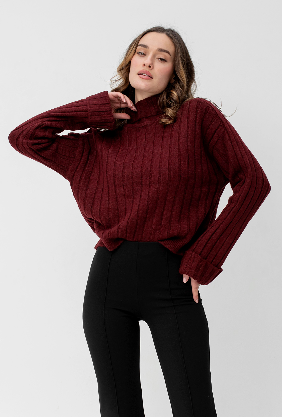 Бордовий в'язаний светр —  235997. Maritel