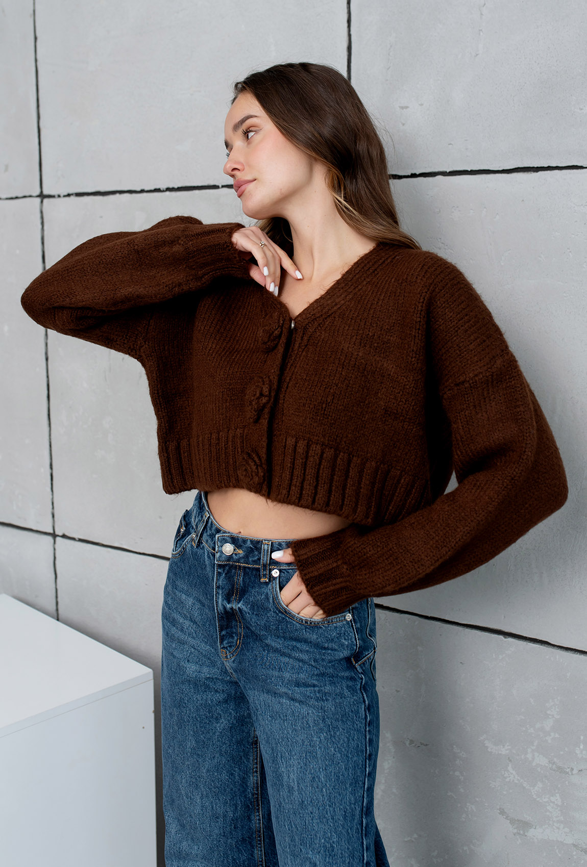 Шоколадний кардиган з квітками —  721791. Maritel. Зображення 3