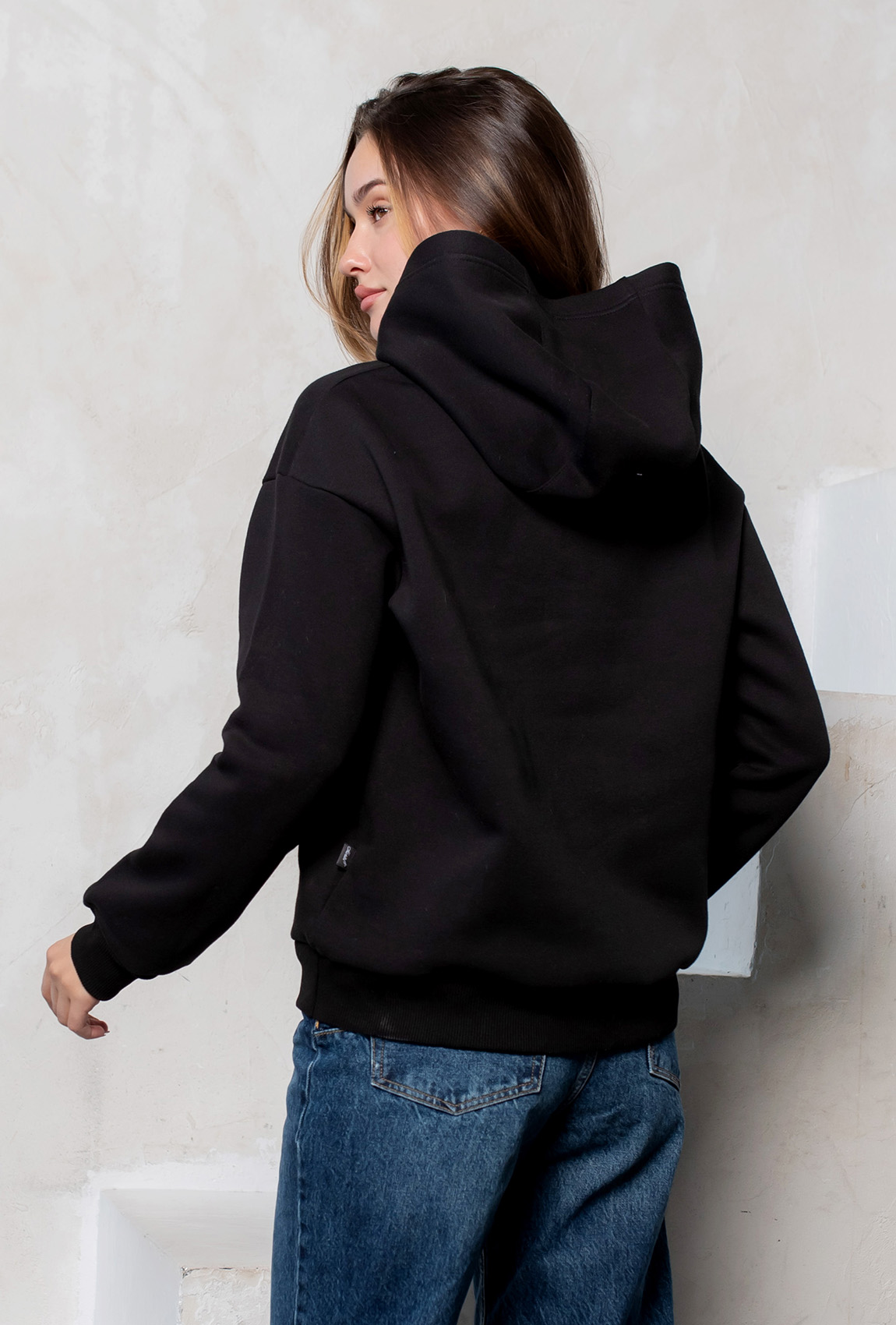 Черный худи футер Touch gently —  301205. Maritel. Изображенние 1