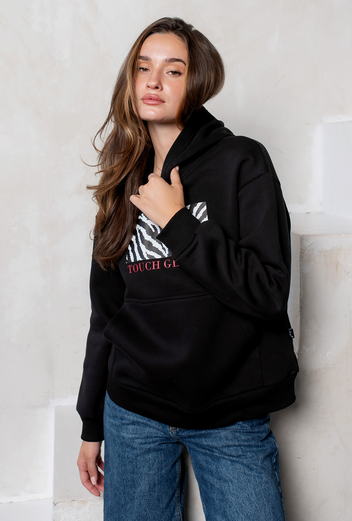 Черный худи футер Touch gently —  301205. Maritel. Изображенние 2