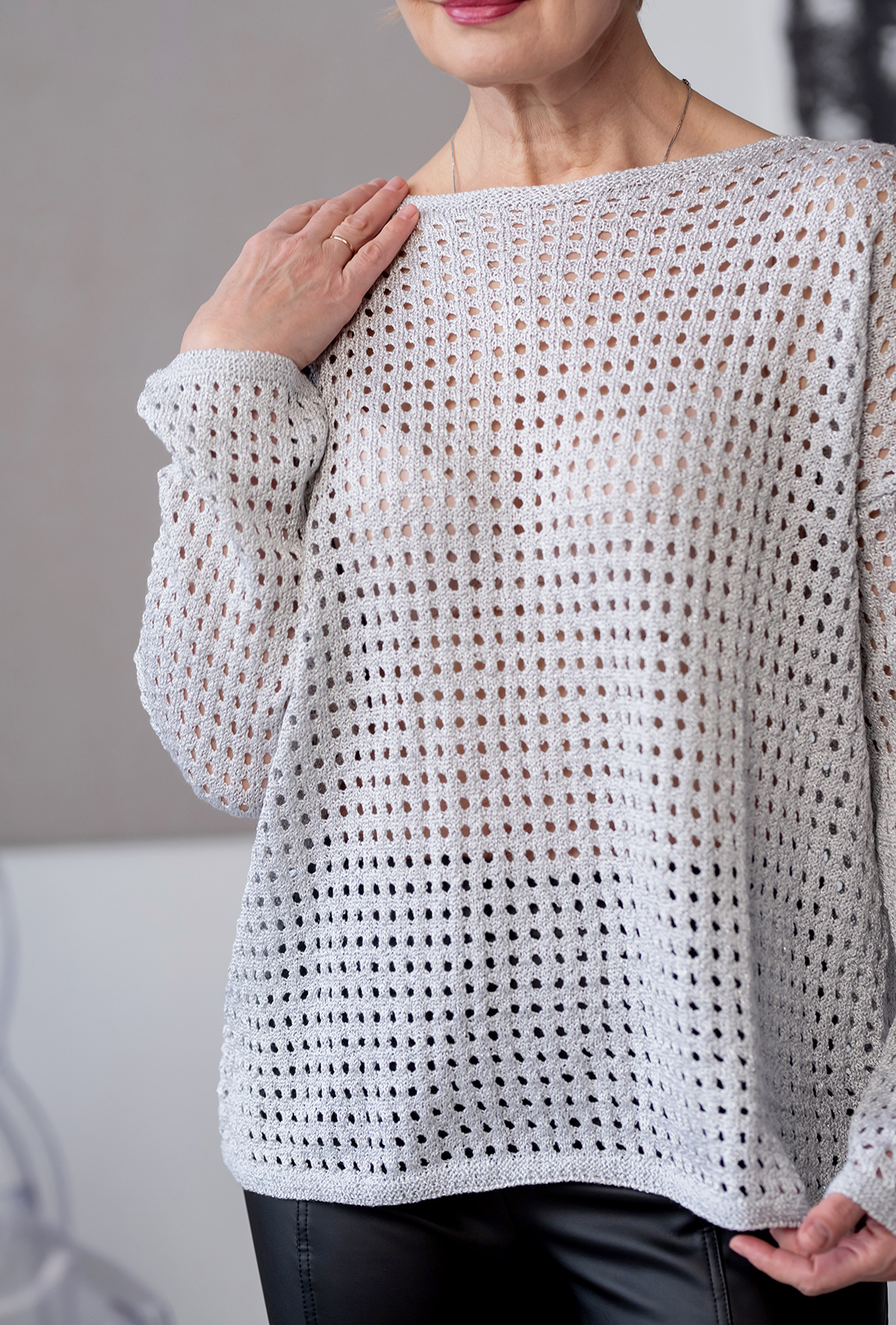 Сірий светр з люрексом — 787092. Maritel. Зображення 2 Сірий светр з люрексом — 787092. Maritel. Зображення 2