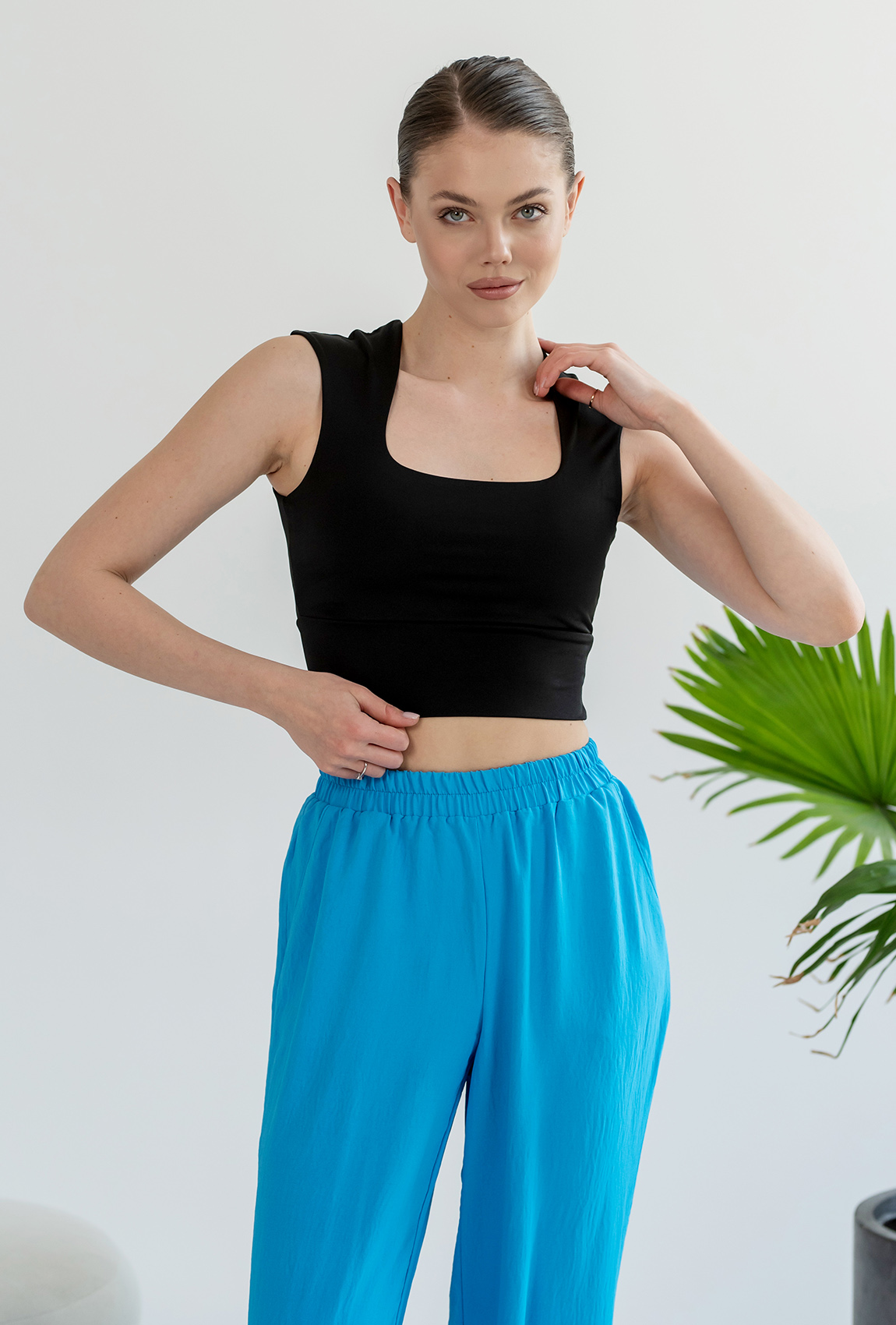 Чорний топ масло —  256751. Maritel