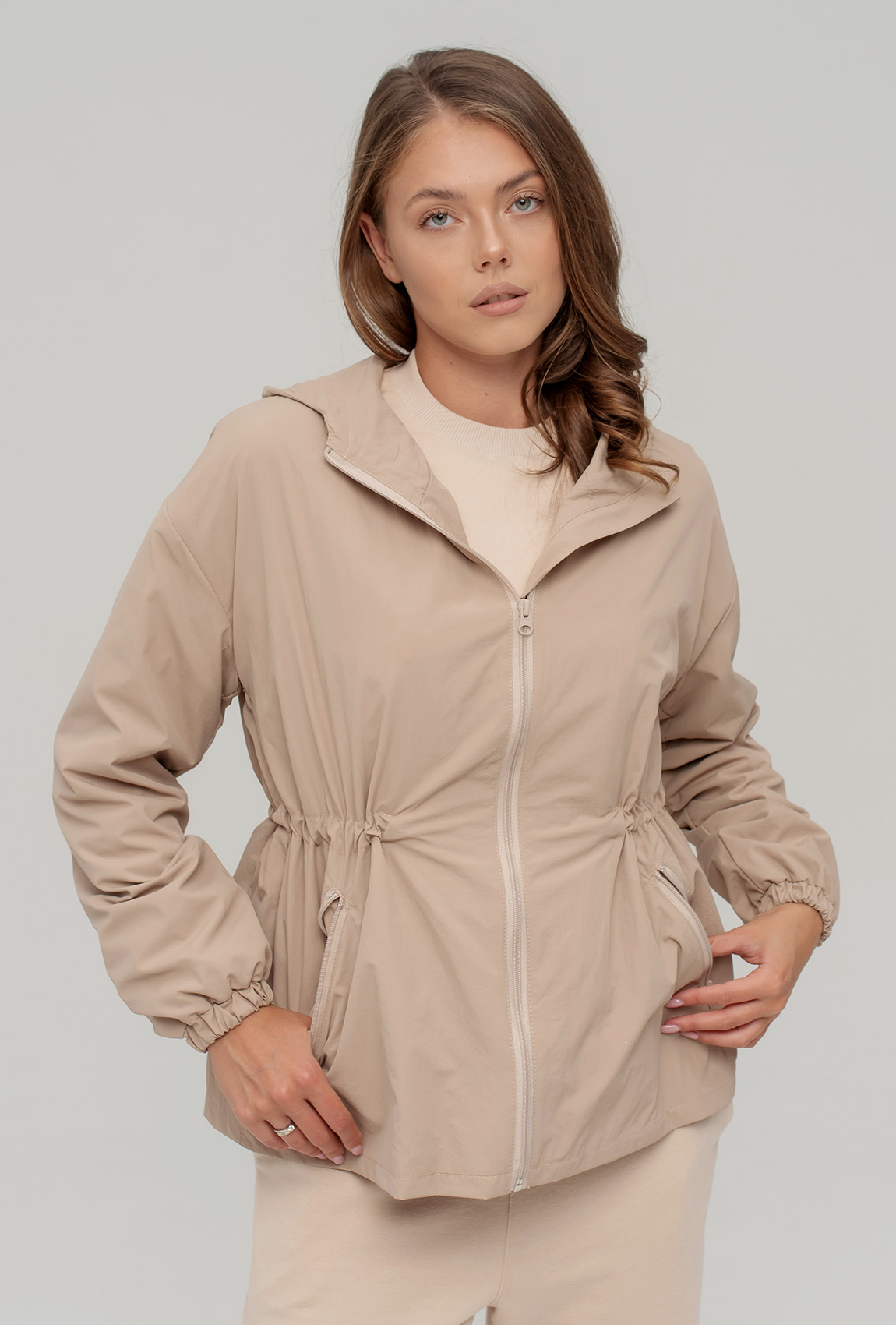 Бежевая куртка-ветровка —  797593. Maritel