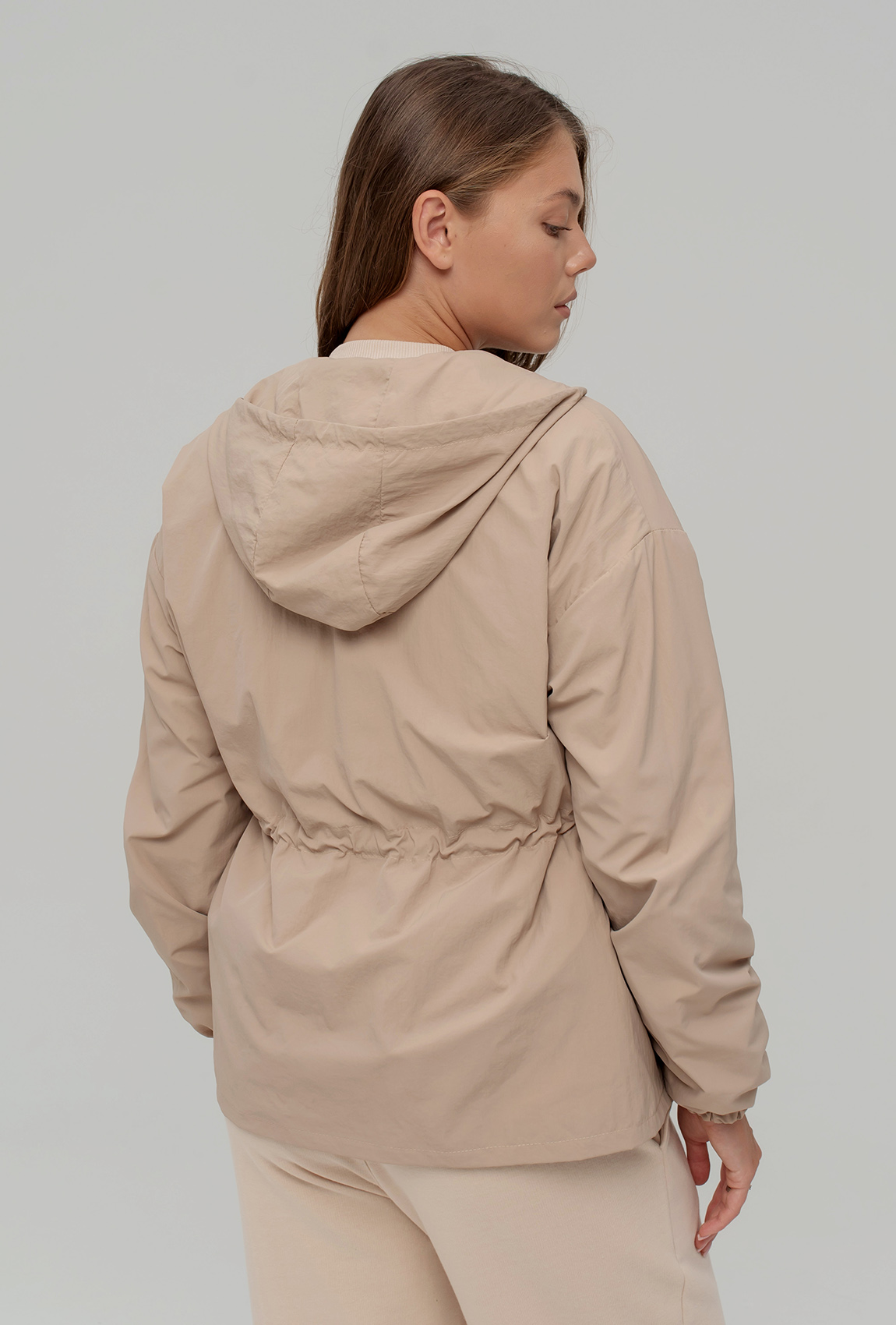 Бежевая куртка-ветровка —  797593. Maritel. Изображенние 5