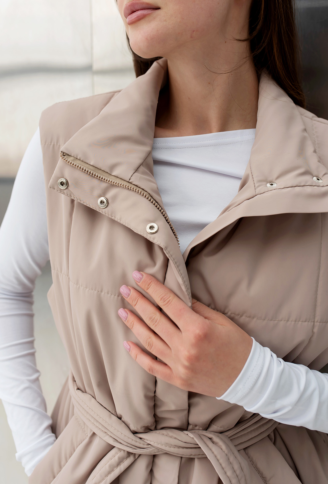 Бежевая весенняя жилетка —  525127. Maritel. Изображенние 5 Бежевая весенняя жилетка —  525127. Maritel. Изображенние 5