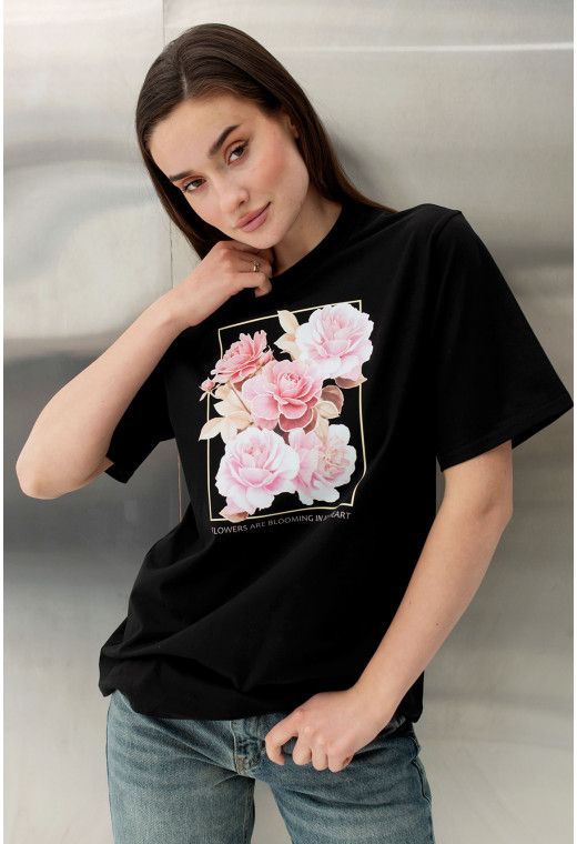 Чорна футболка квіти — 959624. Maritel. Зображення 3 Чорна футболка квіти — 959624. Maritel. Зображення 3