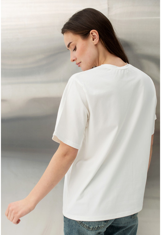 Молочная футболка цветы — 895117. Maritel. Изображенние 1 Молочная футболка цветы — 895117. Maritel. Изображенние 1