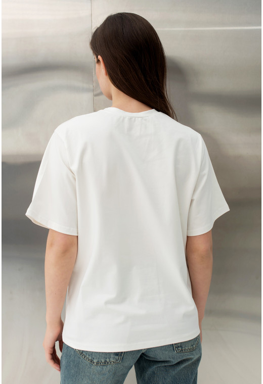 Молочная футболка цветы — 895117. Maritel. Изображенние 2 Молочная футболка цветы — 895117. Maritel. Изображенние 2