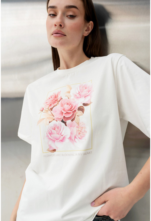 Молочная футболка цветы — 895117. Maritel. Изображенние 3 Молочная футболка цветы — 895117. Maritel. Изображенние 3