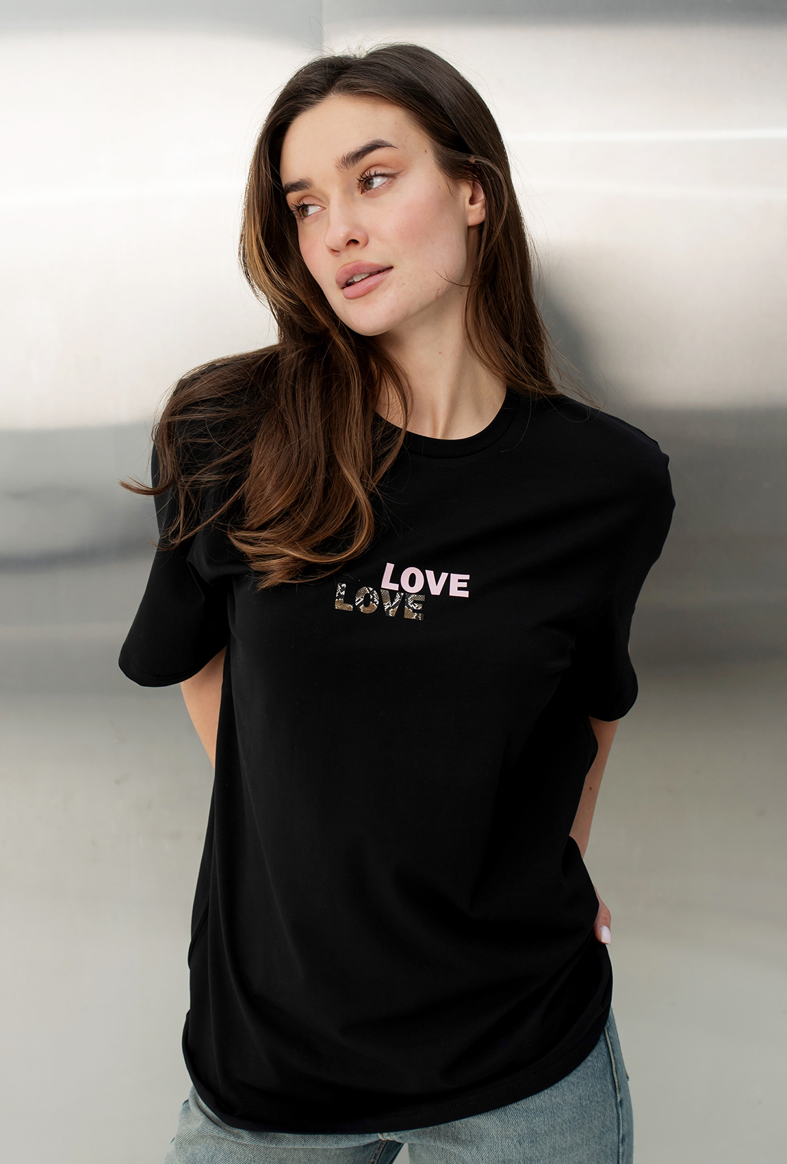 Черная футболка Love Love —  292401. Maritel. Изображенние 2