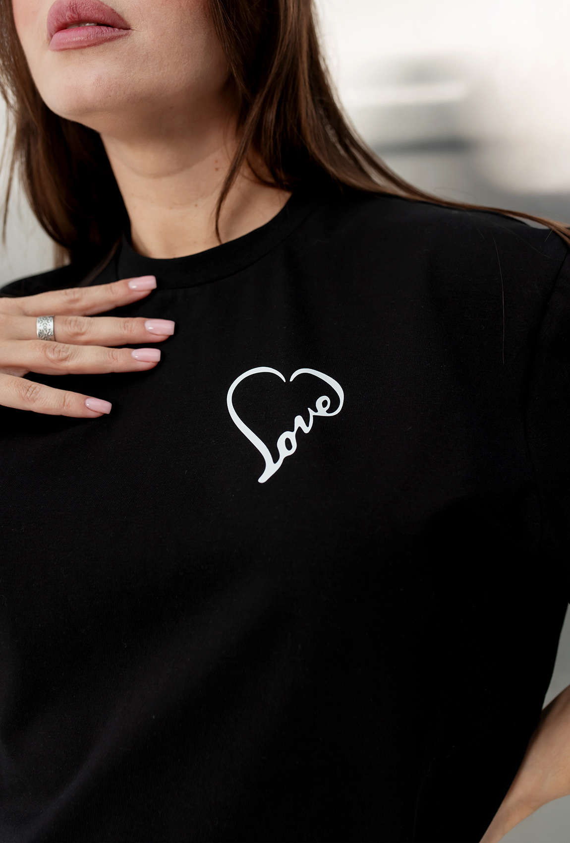 Черная футболка Love с сердцем —  458722. Maritel. Изображенние 2