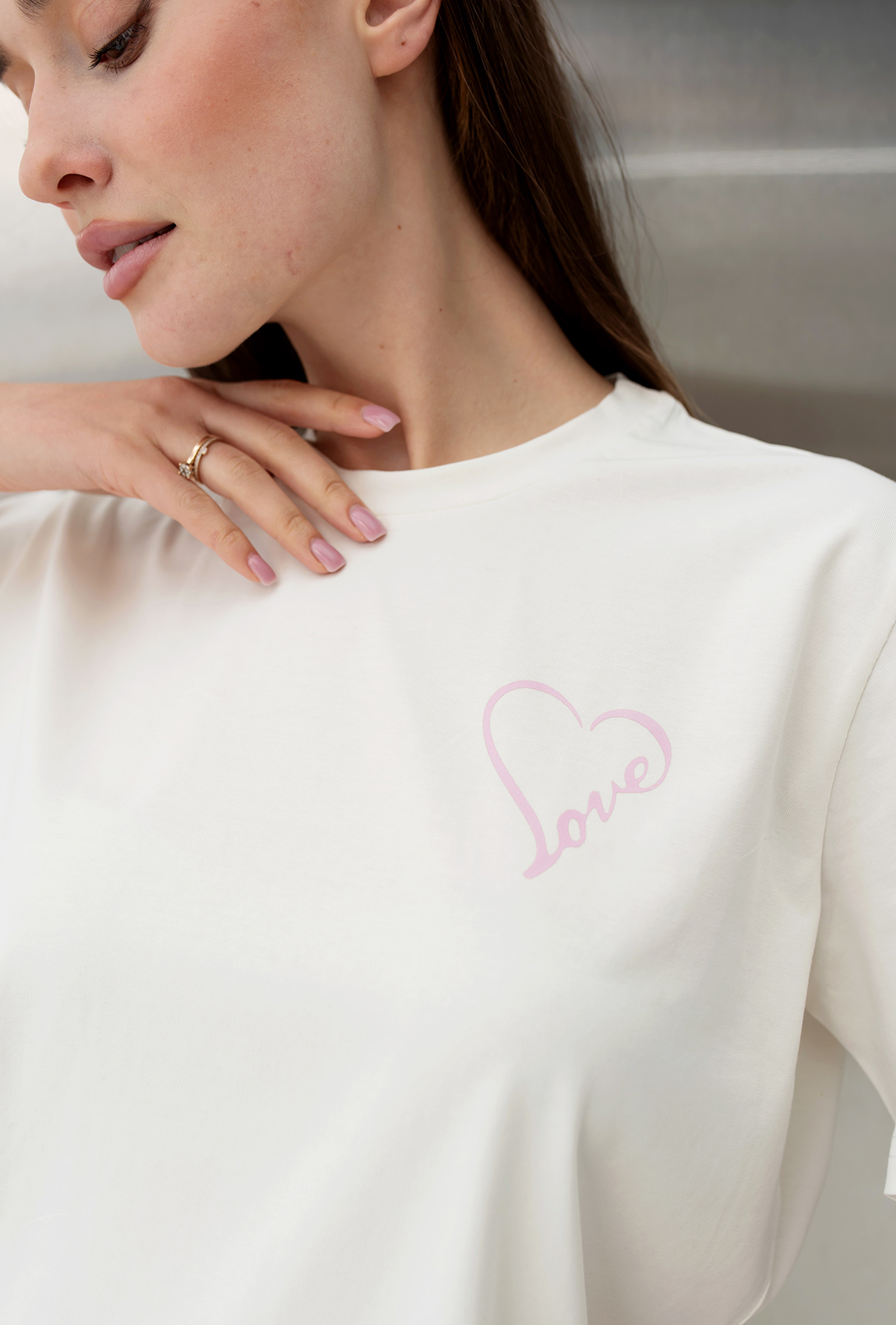 Молочная футболка Love с сердцем —  143147. Maritel. Изображенние 4 Молочная футболка Love с сердцем —  143147. Maritel. Изображенние 4