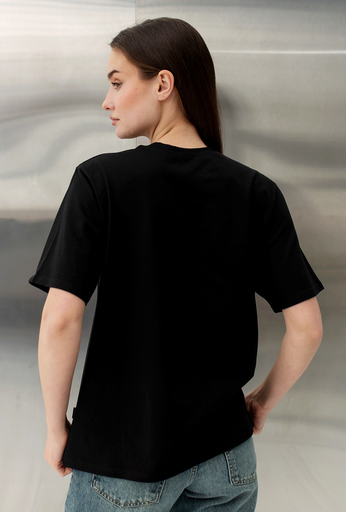 Черная футболка бабочка — 604044. Maritel. Изображенние 1 Черная футболка бабочка — 604044. Maritel. Изображенние 1