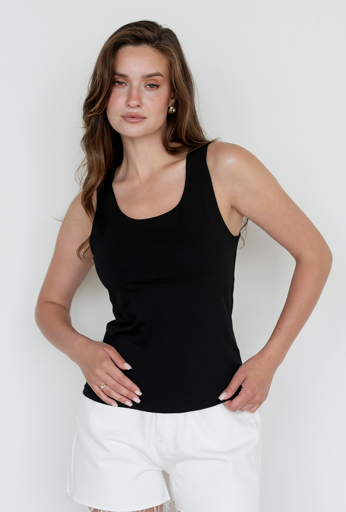 Черная базовая майка кулир —  646624. Maritel. Изображенние 5