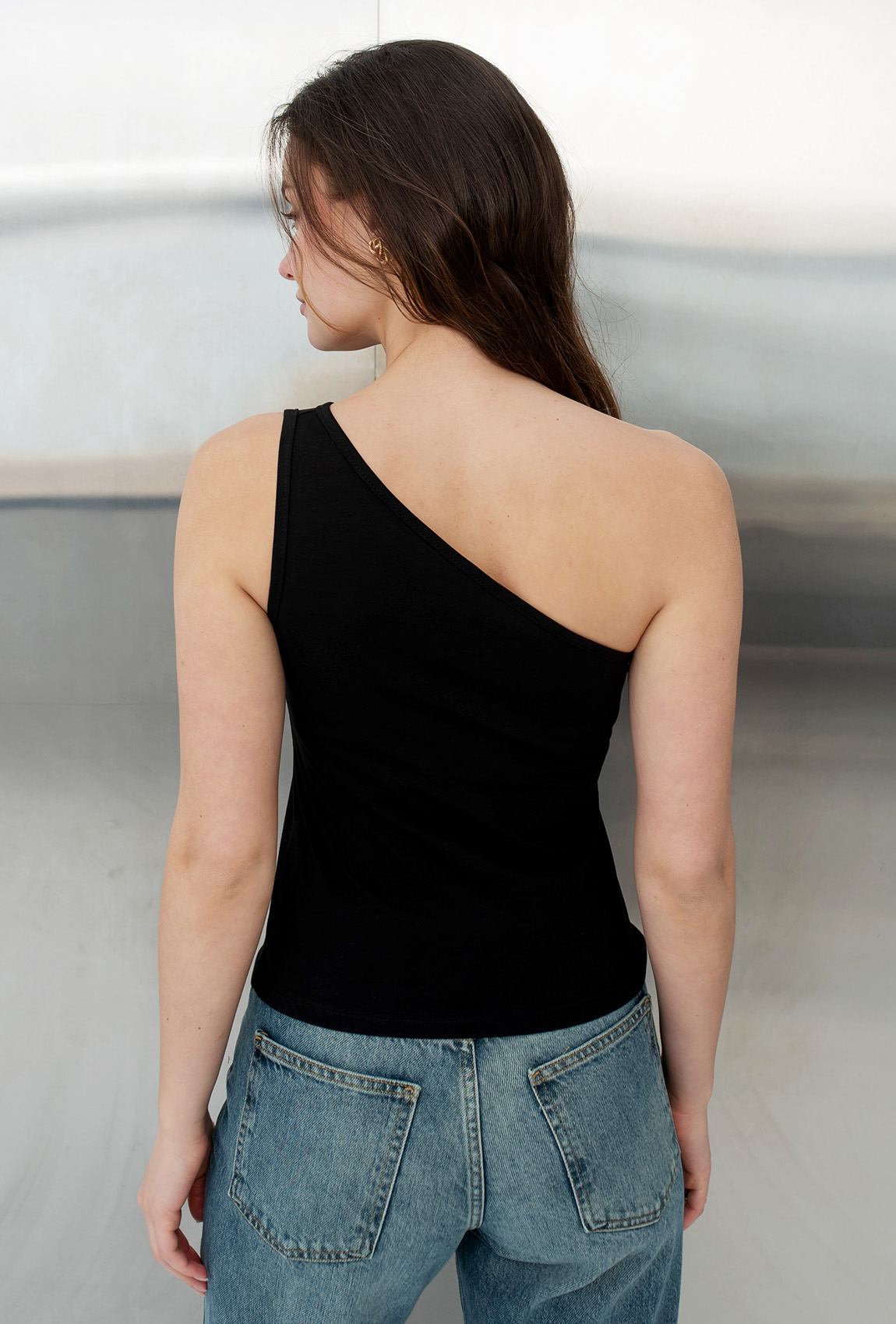 Чорна майка на одне плече — 438705. Maritel. Зображення 1 Чорна майка на одне плече — 438705. Maritel. Зображення 1