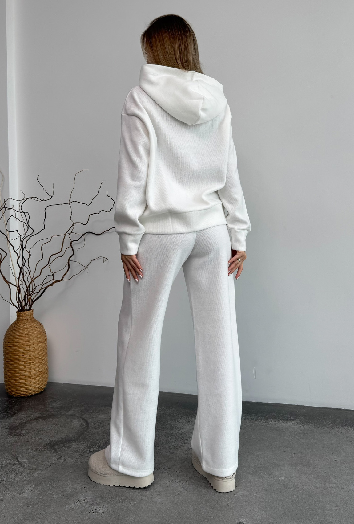 Молочний ангоровий костюм Rich to be kind —  567025. Maritel. Зображення 2