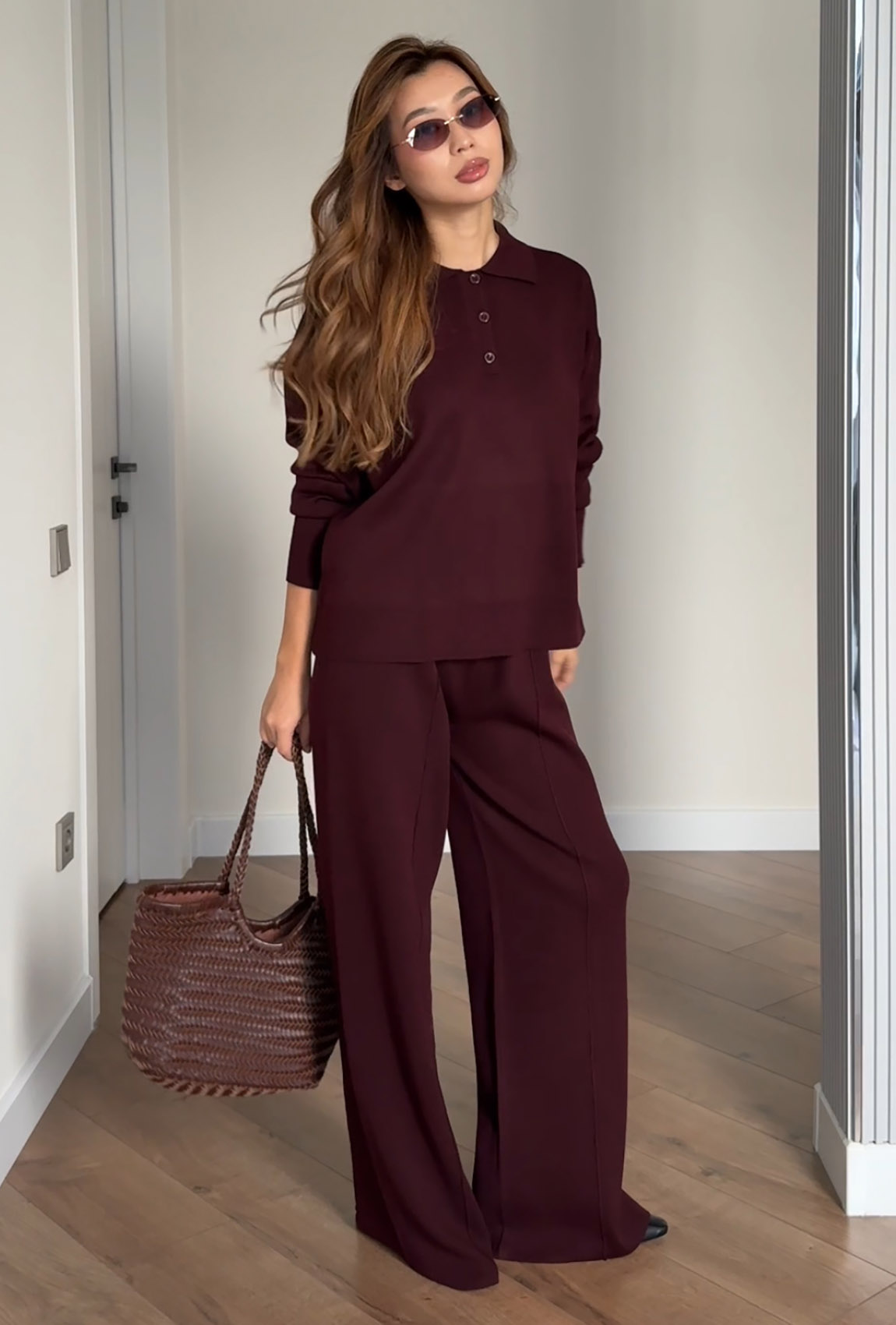 Вишневий в'язаний костюм поло —  424465. Maritel
