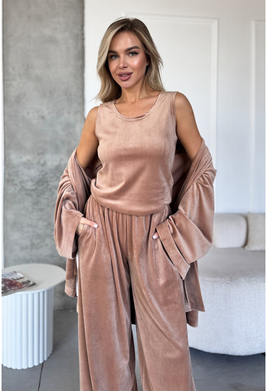 Бежевый домашний костюм — 597139. Maritel. Изображенние 4 Бежевый домашний костюм — 597139. Maritel. Изображенние 4