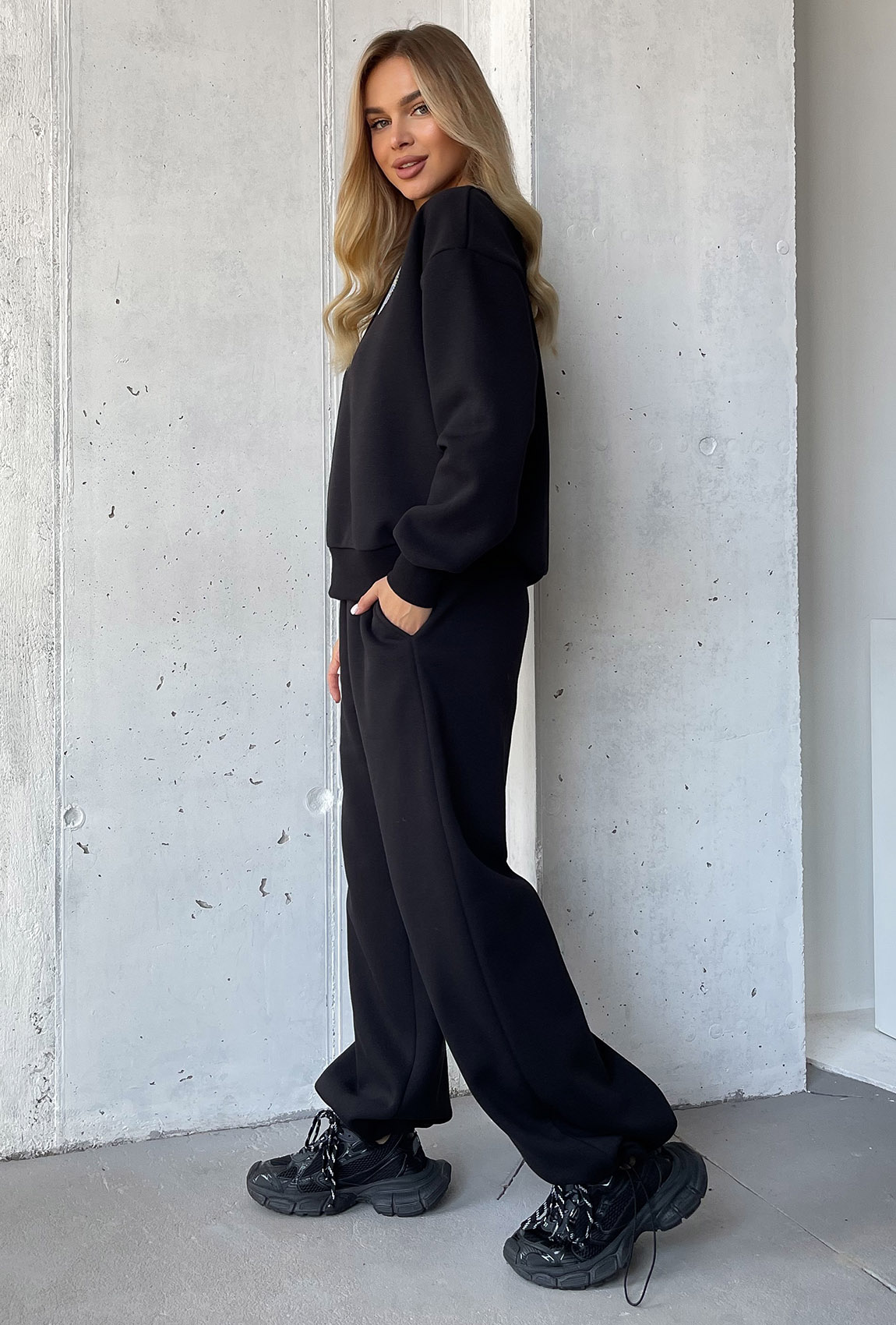 Черный костюм футер —  387012. Maritel. Изображенние 1