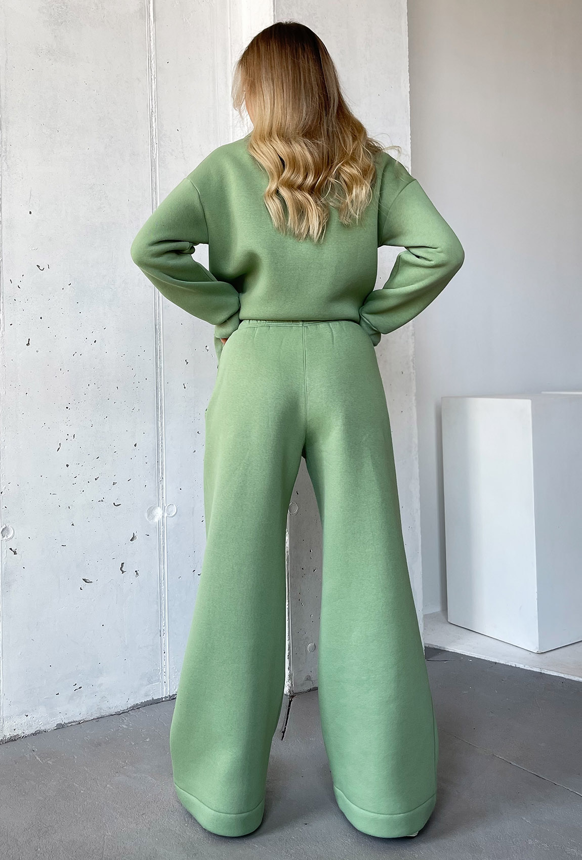 Оливковий костюм футер зі стійкою —  701696. Maritel. Зображення 2