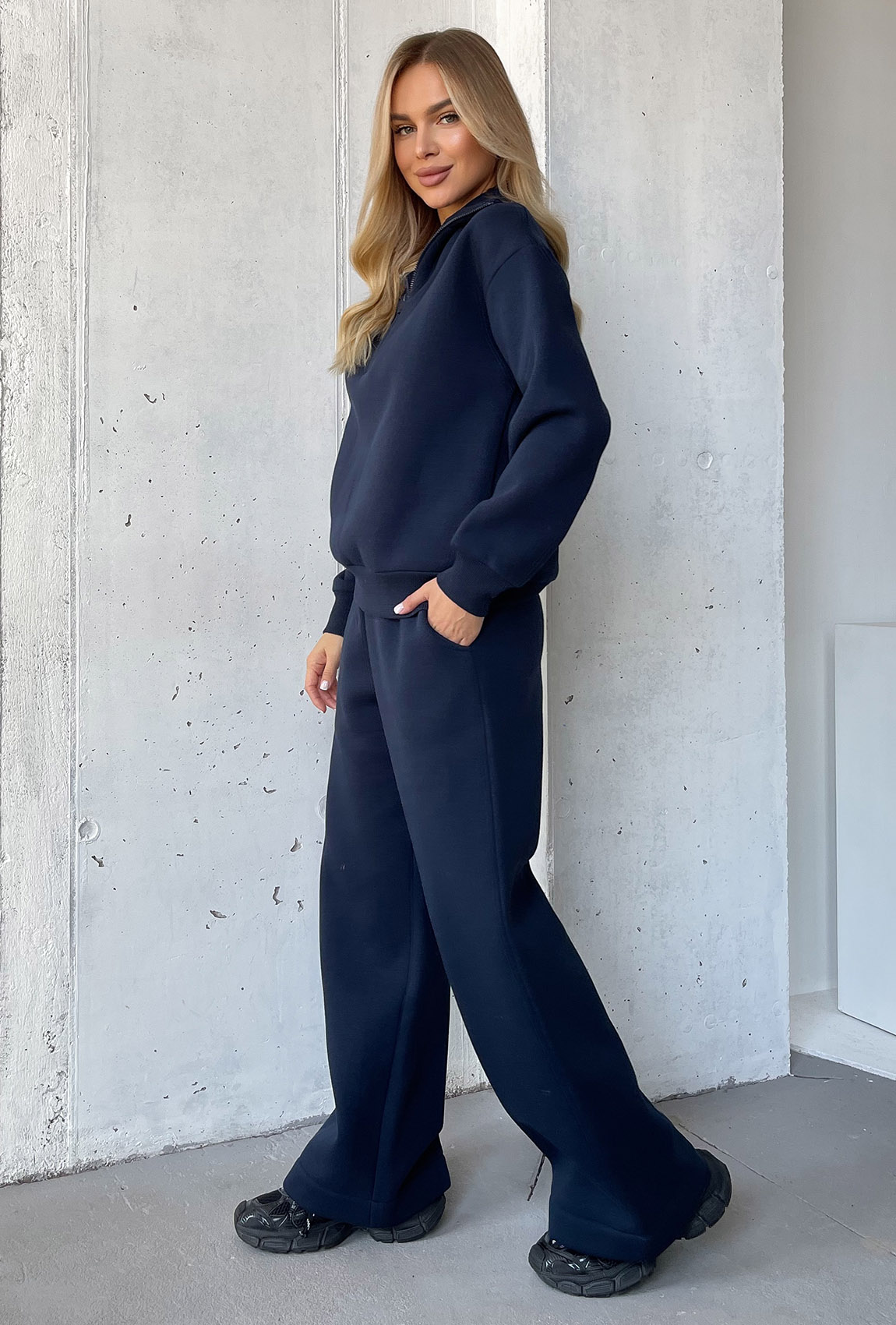 Синий костюм футер со стойкой — 647494. Maritel. Изображенние 1 Синий костюм футер со стойкой — 647494. Maritel. Изображенние 1