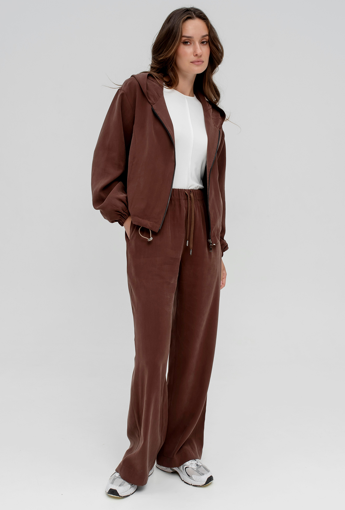 Шоколадный костюм купра —  373751. Maritel