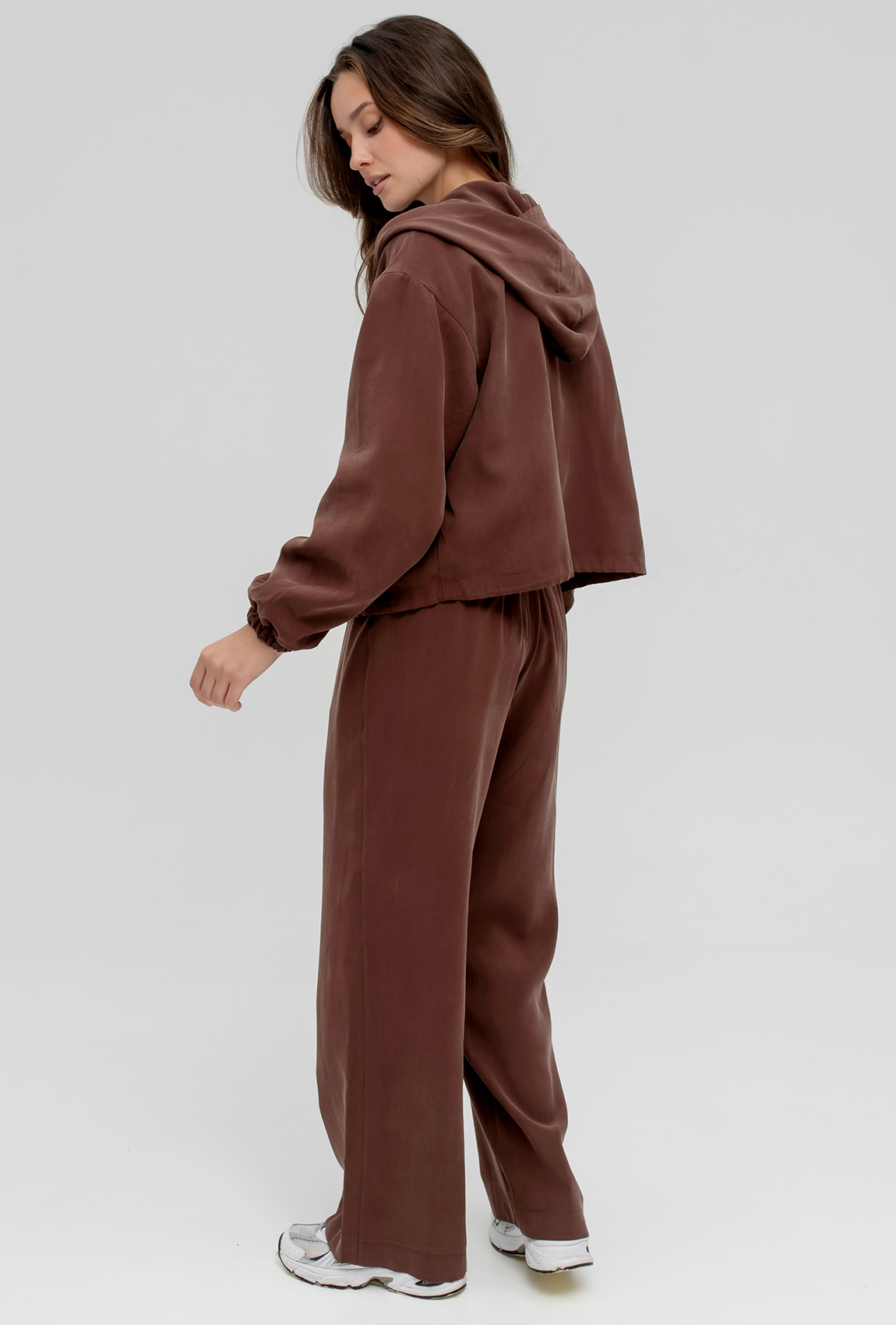 Шоколадный костюм купра —  373751. Maritel. Изображенние 1