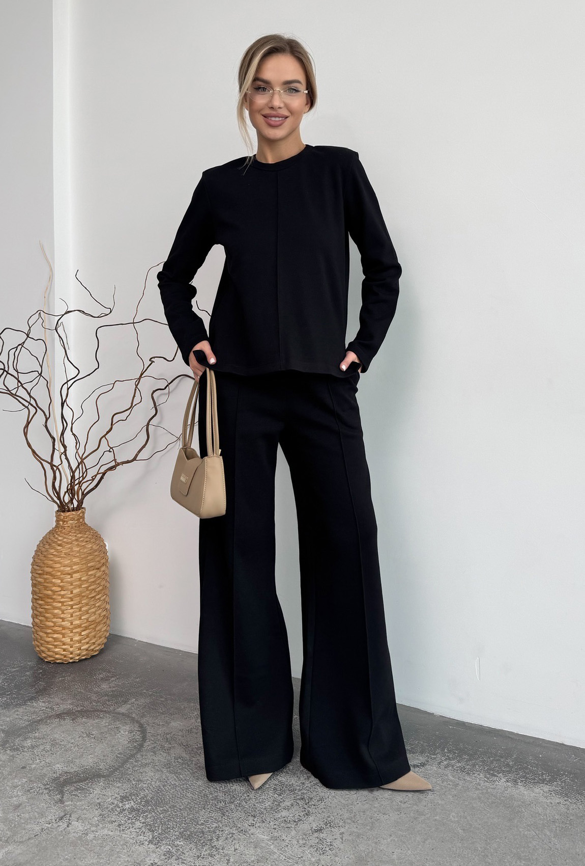 Чорний костюм лакоста з начосом —  372988. Maritel