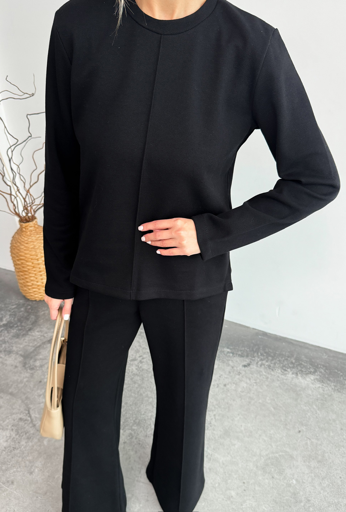 Чорний костюм лакоста з начосом —  372988. Maritel. Зображення 5