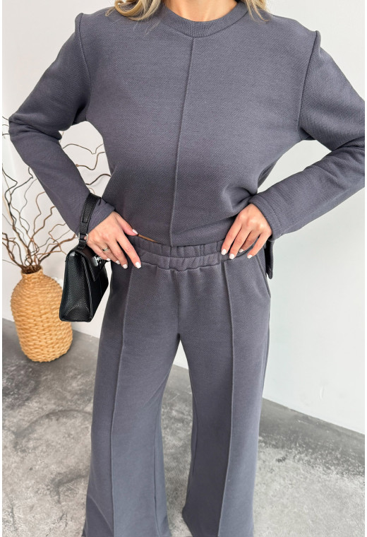 Графитовый костюм лакоста с начесом — 503253. Maritel. Изображенние 6 Графитовый костюм лакоста с начесом — 503253. Maritel. Изображенние 6