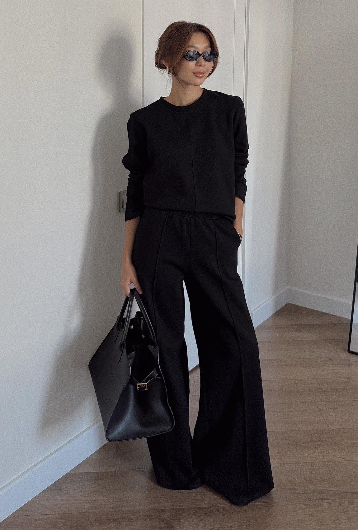 Чорний костюм лакоста з начосом —  372988. Maritel